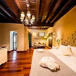 Palacio De Mariana Pineda
